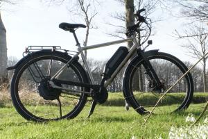 opinion-titanium-e-bike-idworx