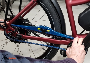 Tandriem spannings-meter