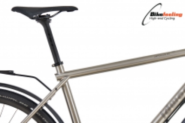 oPinion Ti light spec Frame MTB zadel idworx